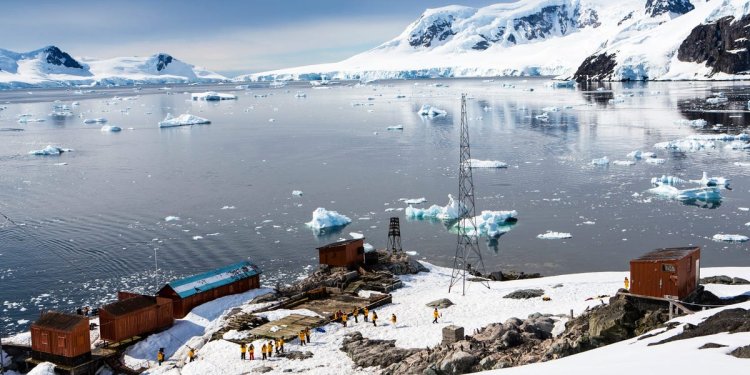 Researchers in Antarctica developed a strange accent after being isolated for 6 months