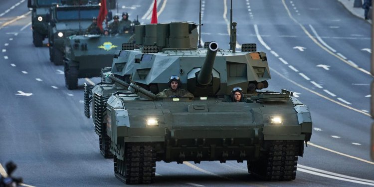 Russia's new tank &mdash; its T-14 Armata &mdash; is probably too expensive to use in Ukraine, top weapons maker says