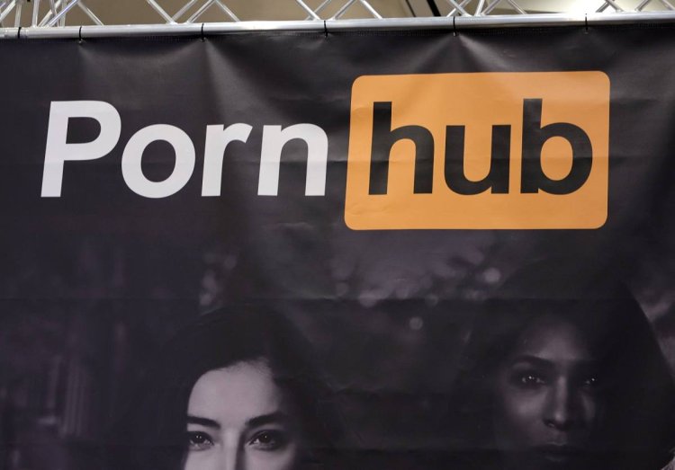 Pornhub says, ‘Bad Texas! No smut for you!’