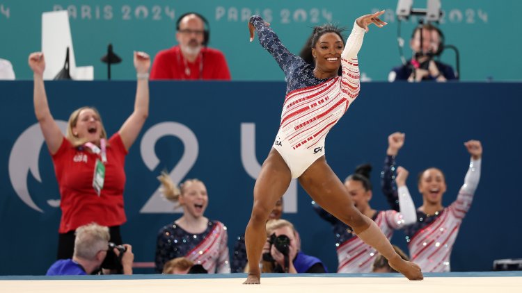 Olympics Photo of the Day: Celebrating a Winning Team Effort